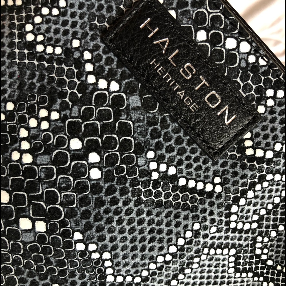 HALSTON HERITAGE AUTHENTIC! Leather purse w/embossed snake skin design. A Steal!